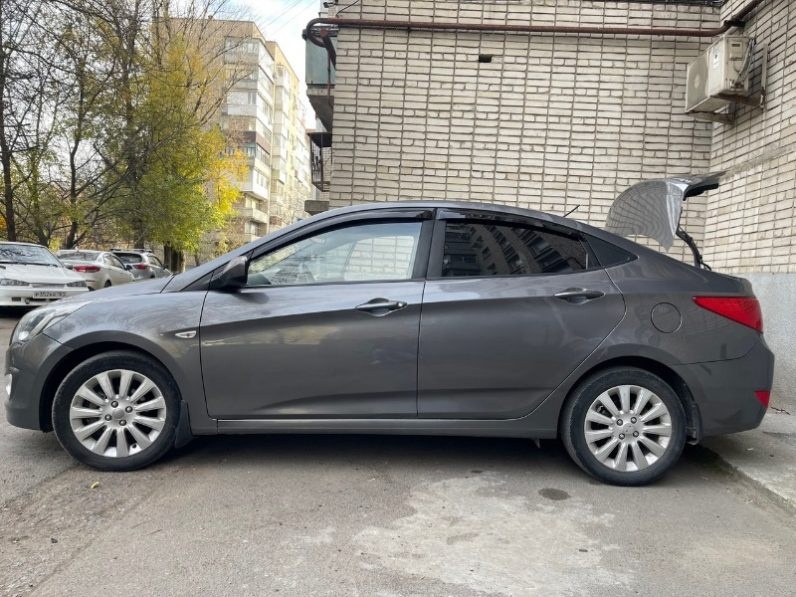 Hyundai Solaris