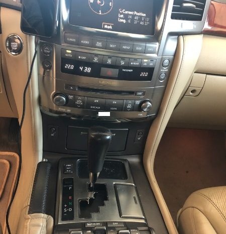 
								Lexus LX полный									