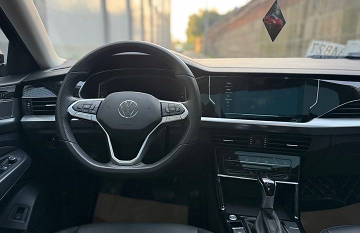 
								Volkswagen Passat полный									