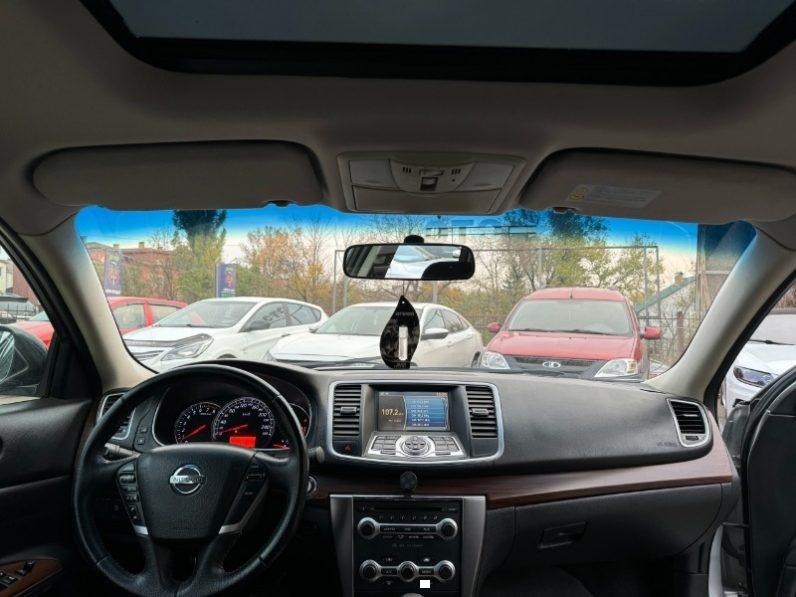 Nissan Teana