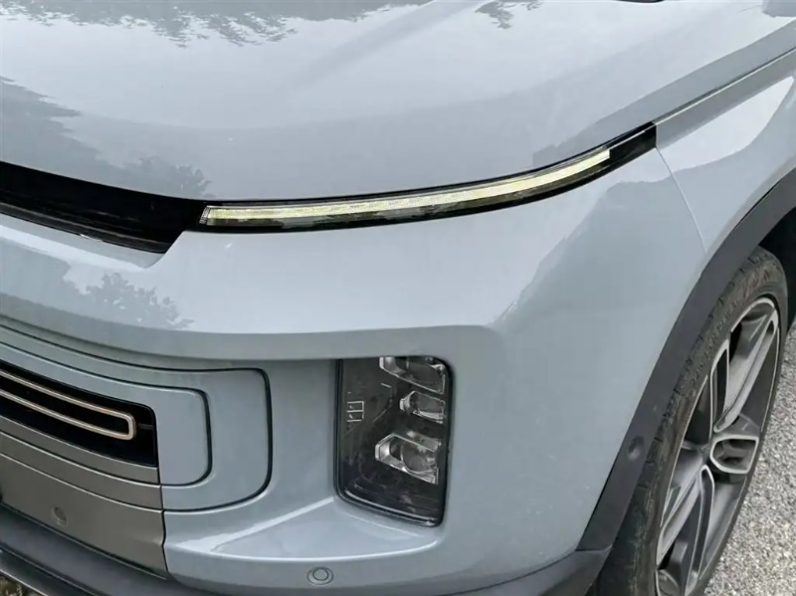 Geely Icon