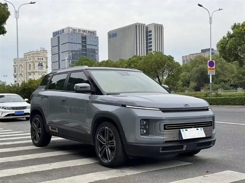 Geely Icon