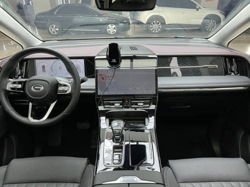 GAC M8
