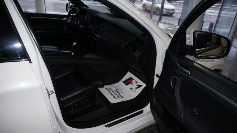 BMW X6 M