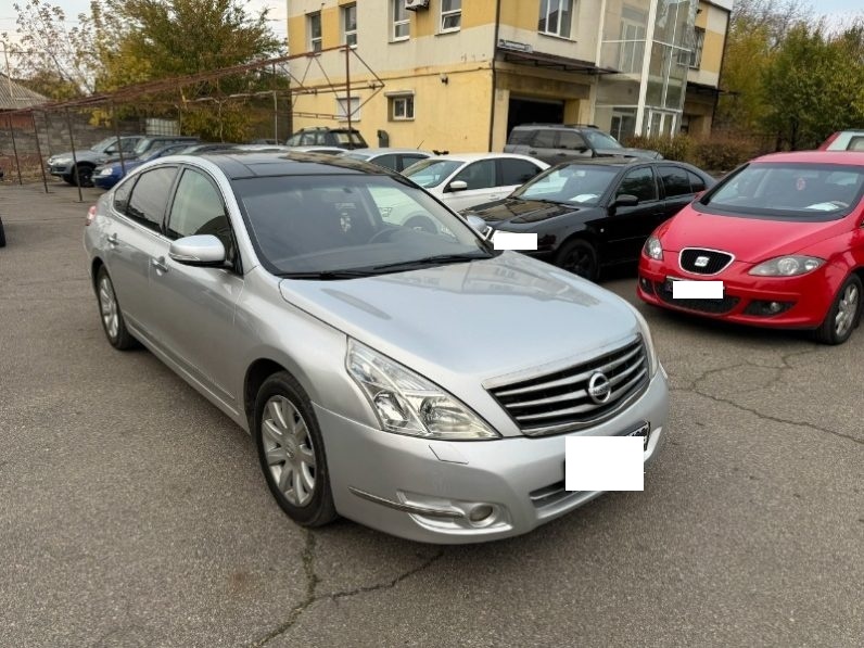 Nissan Teana