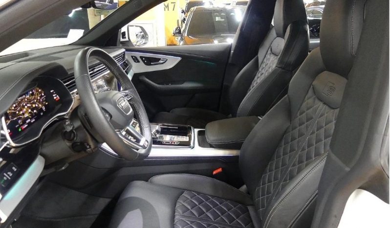 
								Audi Q8 полный									
