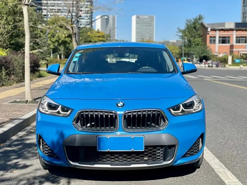 BMW X2