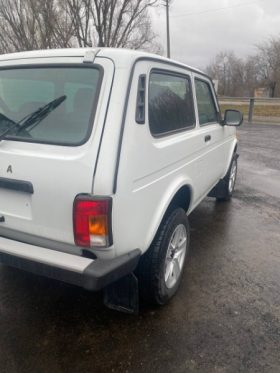 ВАЗ Lada Niva Legend