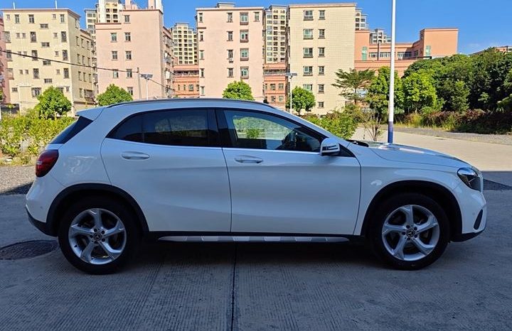 
								Mercedes-Benz GLA полный									