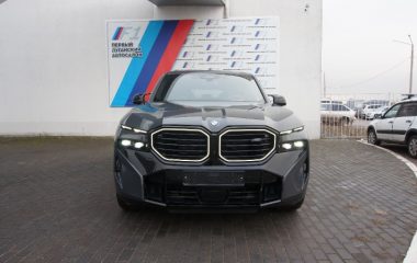BMW XM