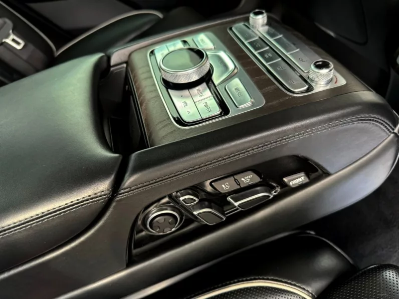 Kia K900