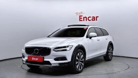 VOLVO V90 Cross Country