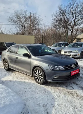 
								Volkswagen Jetta полный									