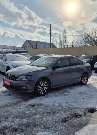 
								Volkswagen Jetta полный									