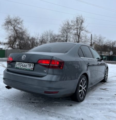 
								Volkswagen Jetta полный									