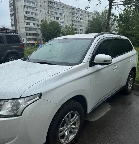 
								Mitsubishi Outlander полный									