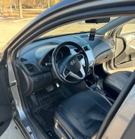 
								Hyundai Solaris полный									