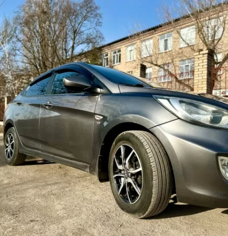 
								Hyundai Solaris полный									