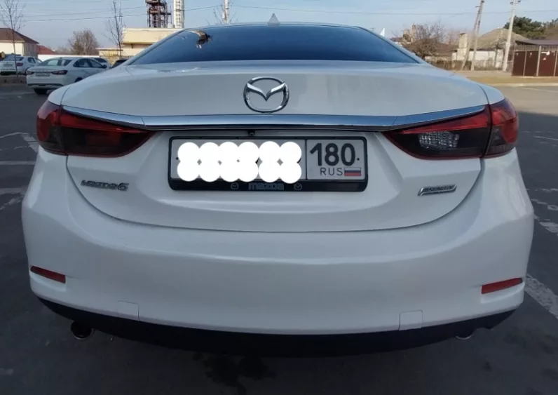 Mazda 6