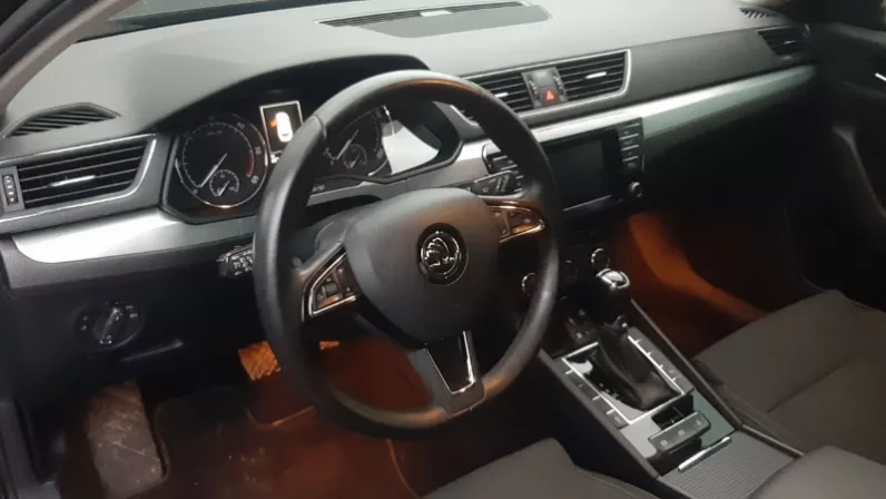 Skoda Superb