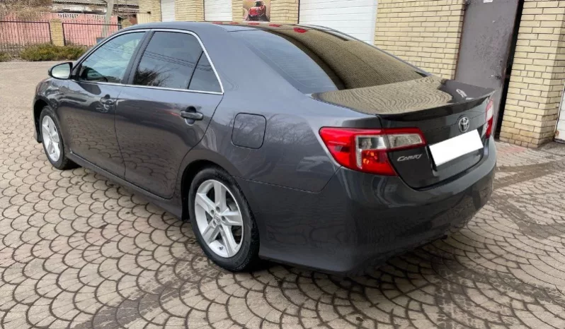 
								Toyota Camry полный									