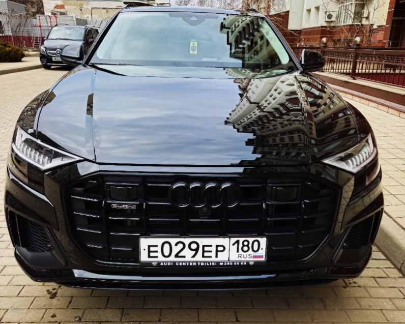 Audi Q8