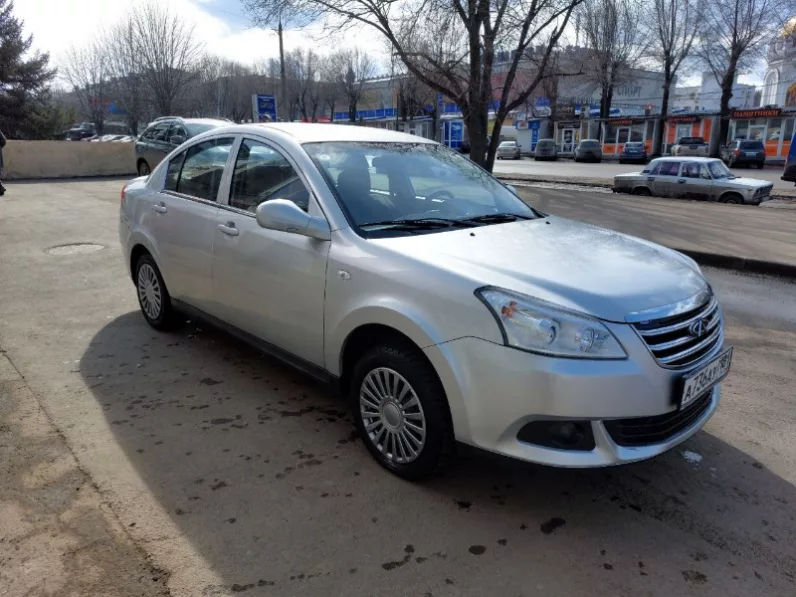 CHERY E5