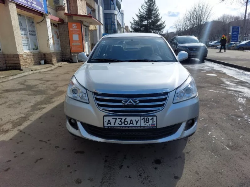 CHERY E5