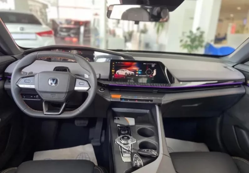 Changan UNI-V