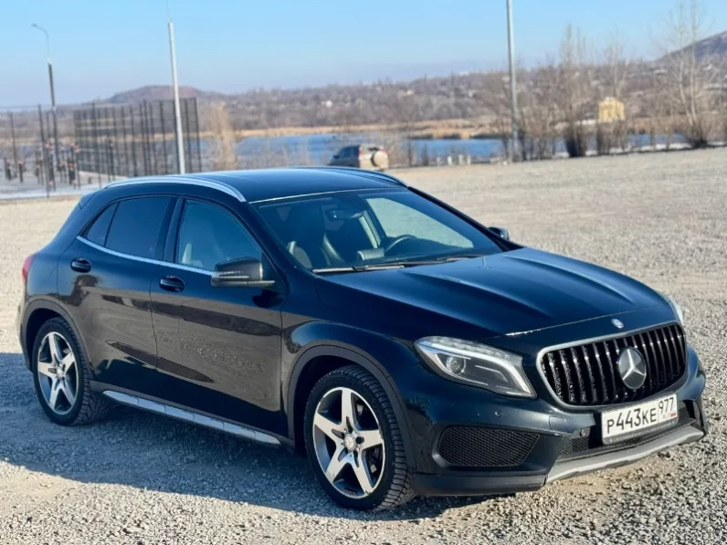 Mercedes-Benz GLA