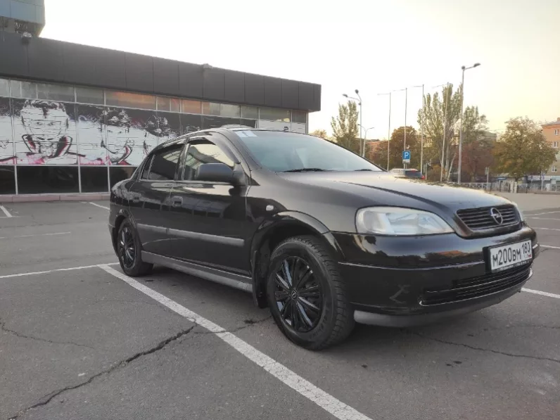 Opel Astra