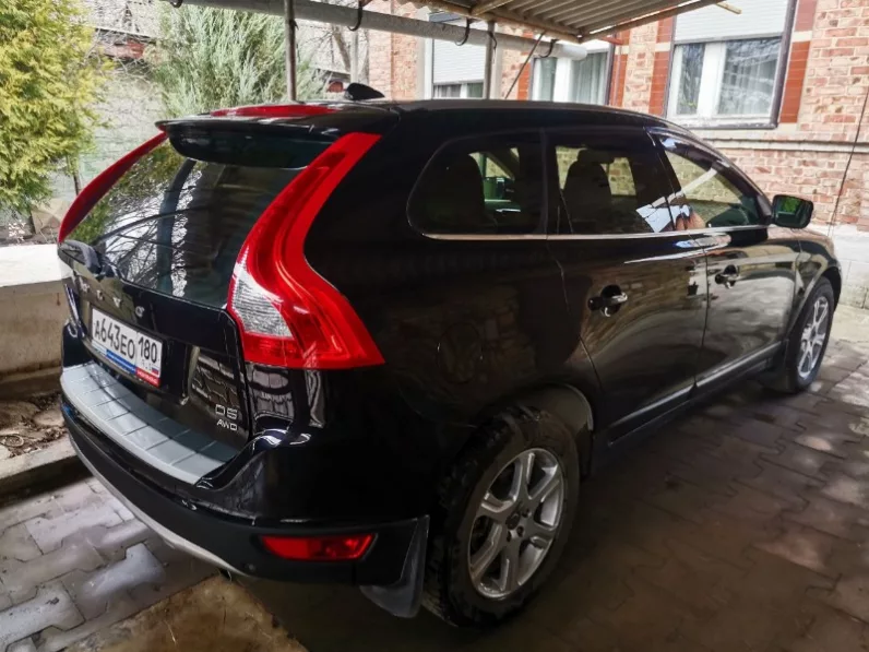 VOLVO XC60