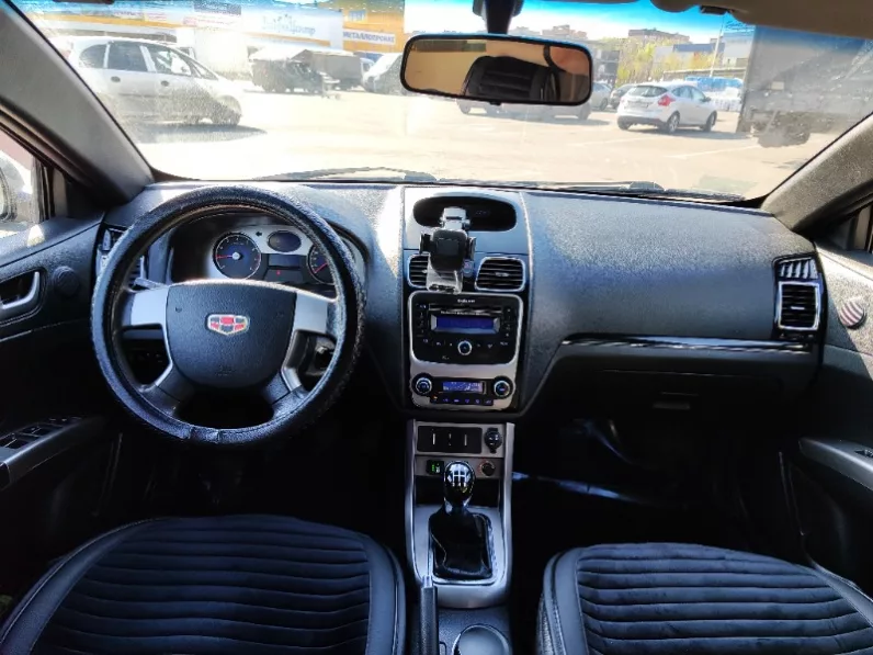 Geely Emgrand EC7
