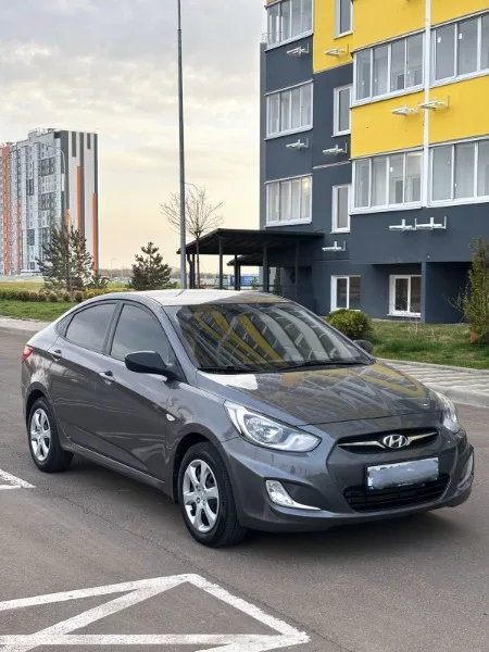 Hyundai Solaris