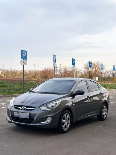 Hyundai Solaris