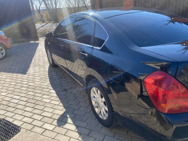 Nissan Teana
