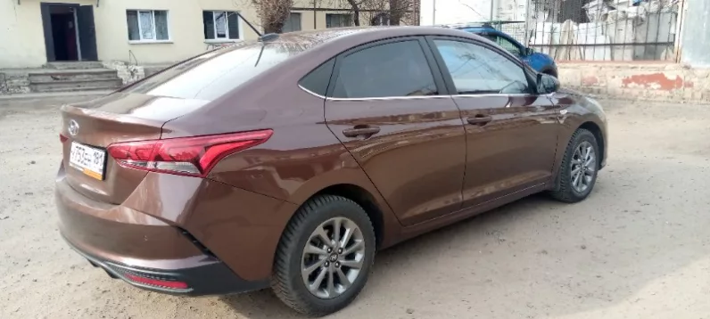 Hyundai Solaris