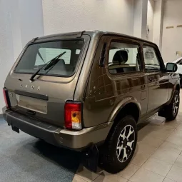 ВАЗ Lada Niva Legend