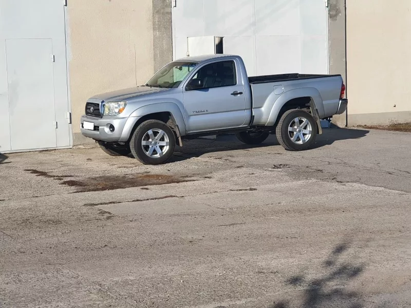 Toyota Tacoma