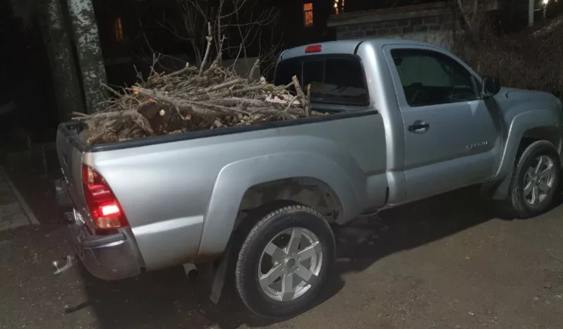 
								Toyota Tacoma полный									