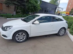 Opel Astra GTC