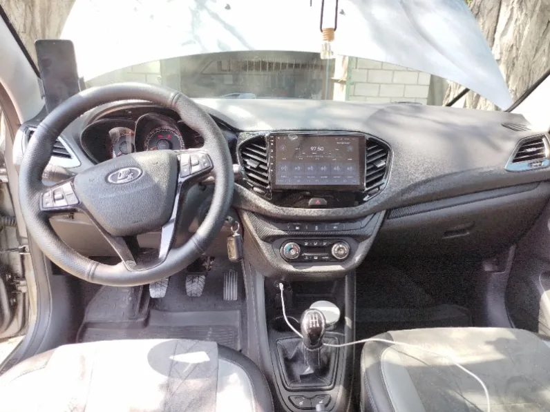 ВАЗ Lada Vesta Cross