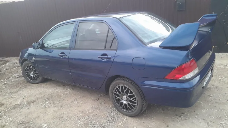 Mitsubishi Lancer