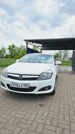 Opel Astra GTC