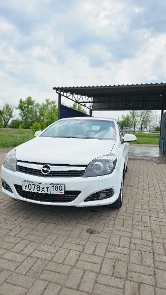 Opel Astra GTC