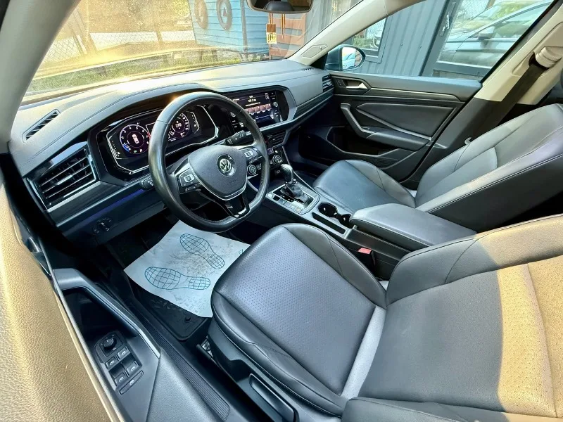 Volkswagen Jetta