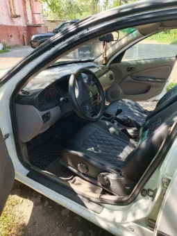 Nissan Almera