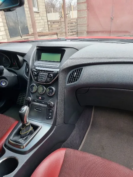 Hyundai Genesis Coupe