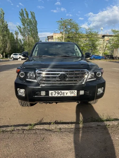 Toyota Land Cruiser