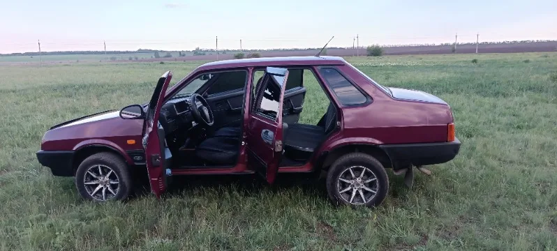 
								ВАЗ Lada 21099 полный									